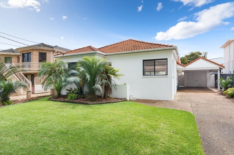 3 Castelnau Street CARINGBAH SOUTH 2229
