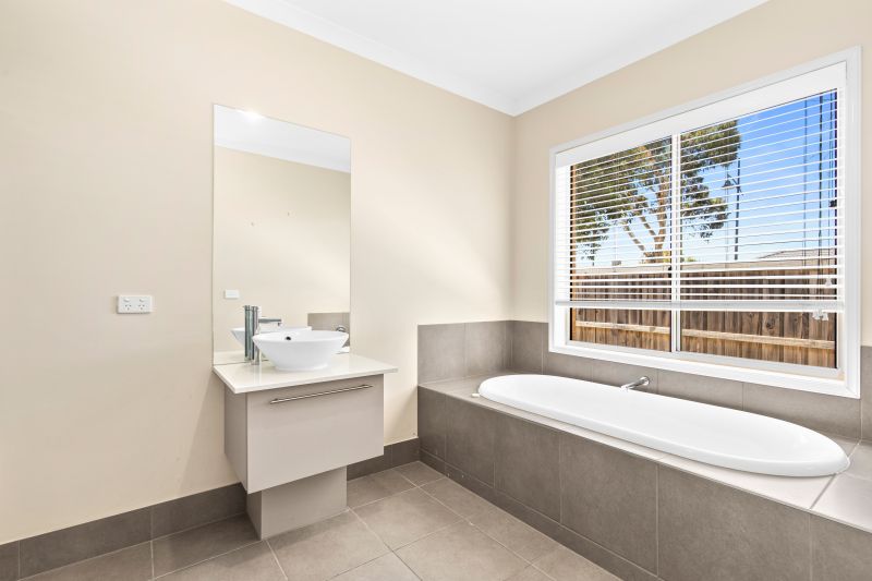 47 Cortona Grange, Mernda