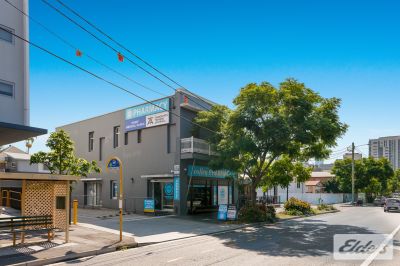 HIGHLY EXPOSED COMMERCIAL OPPORTUNITY IN KANGAROO POINT