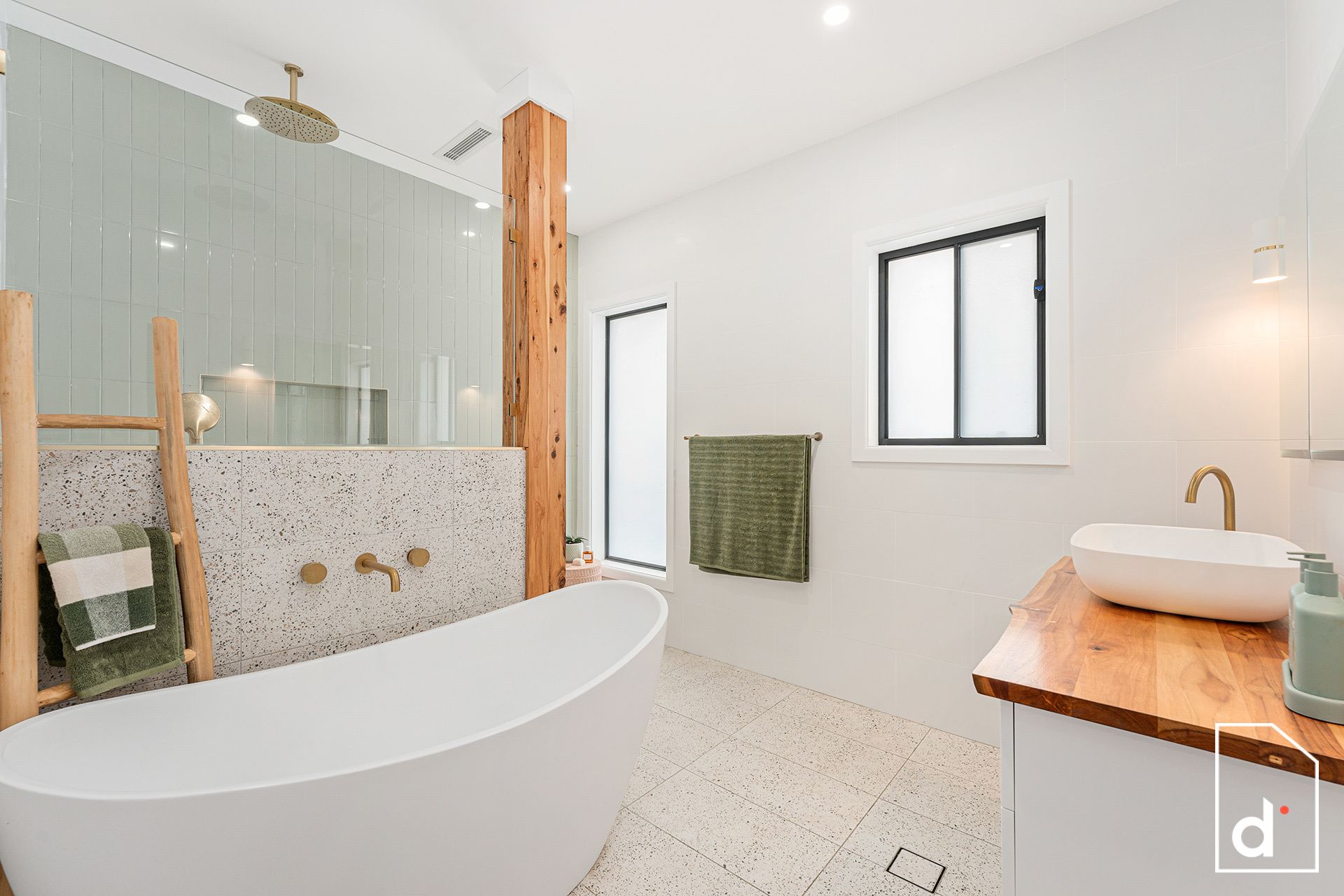 12 Thurston Crescent, Corrimal, NSW 2518, Corrimal - Thumbnail 2