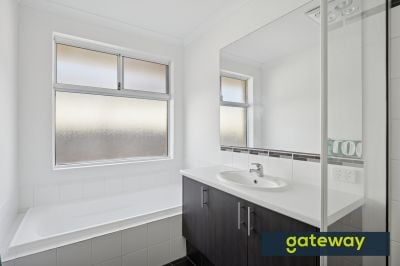 1 Hidcote Turn, Aubin Grove