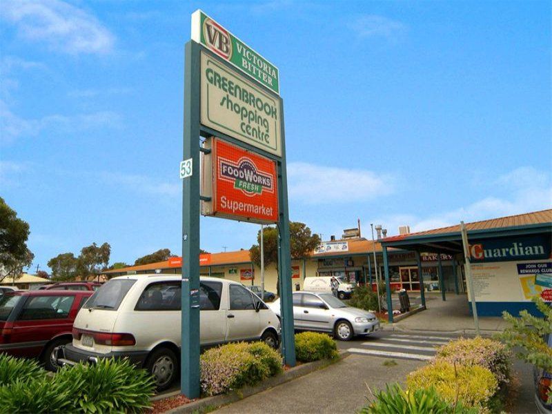 Low-Maintenance Unit in Great Location!