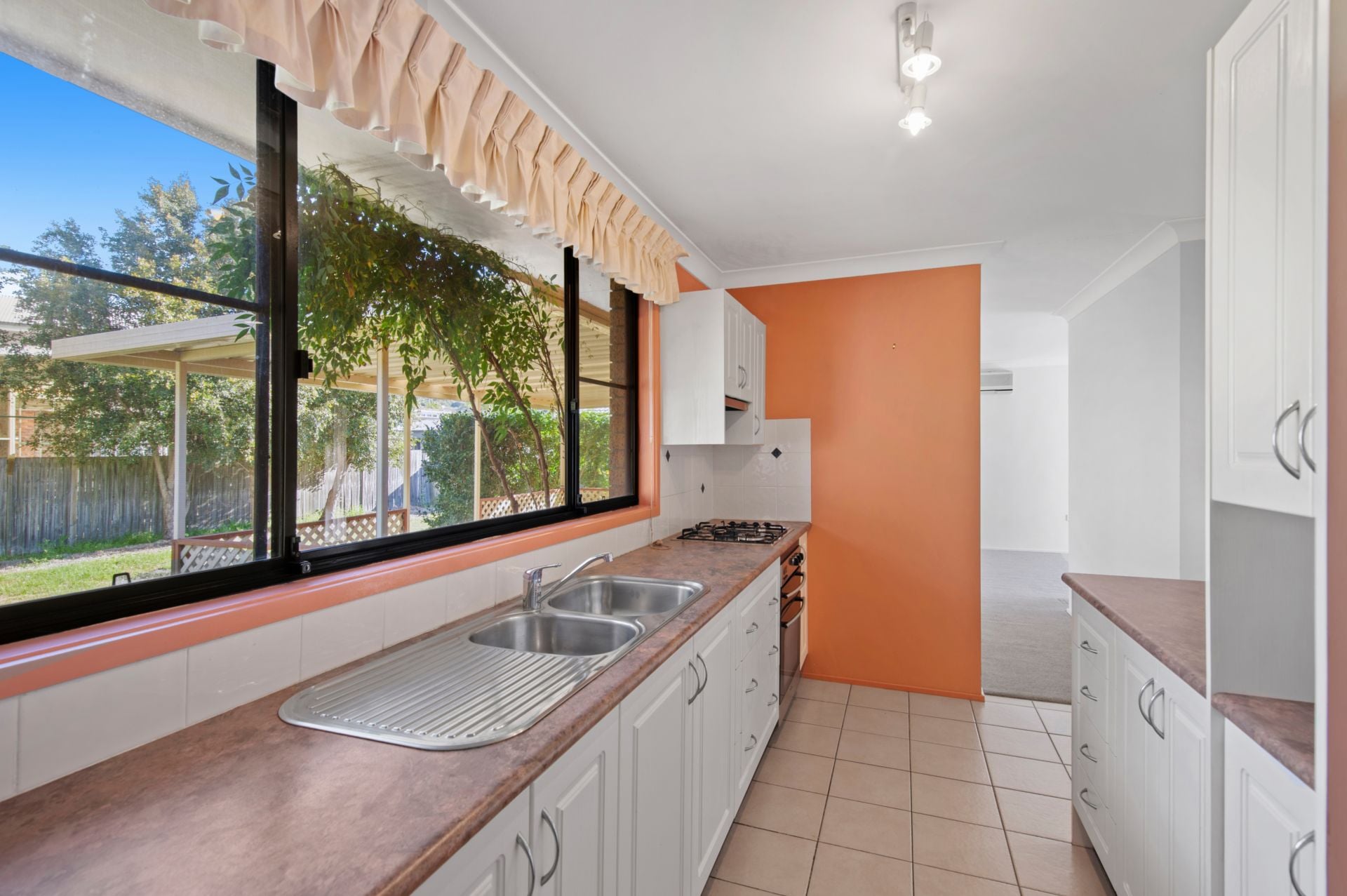 39 Rushby Street Bateau Bay NSW, Bateau Bay - Thumbnail 2