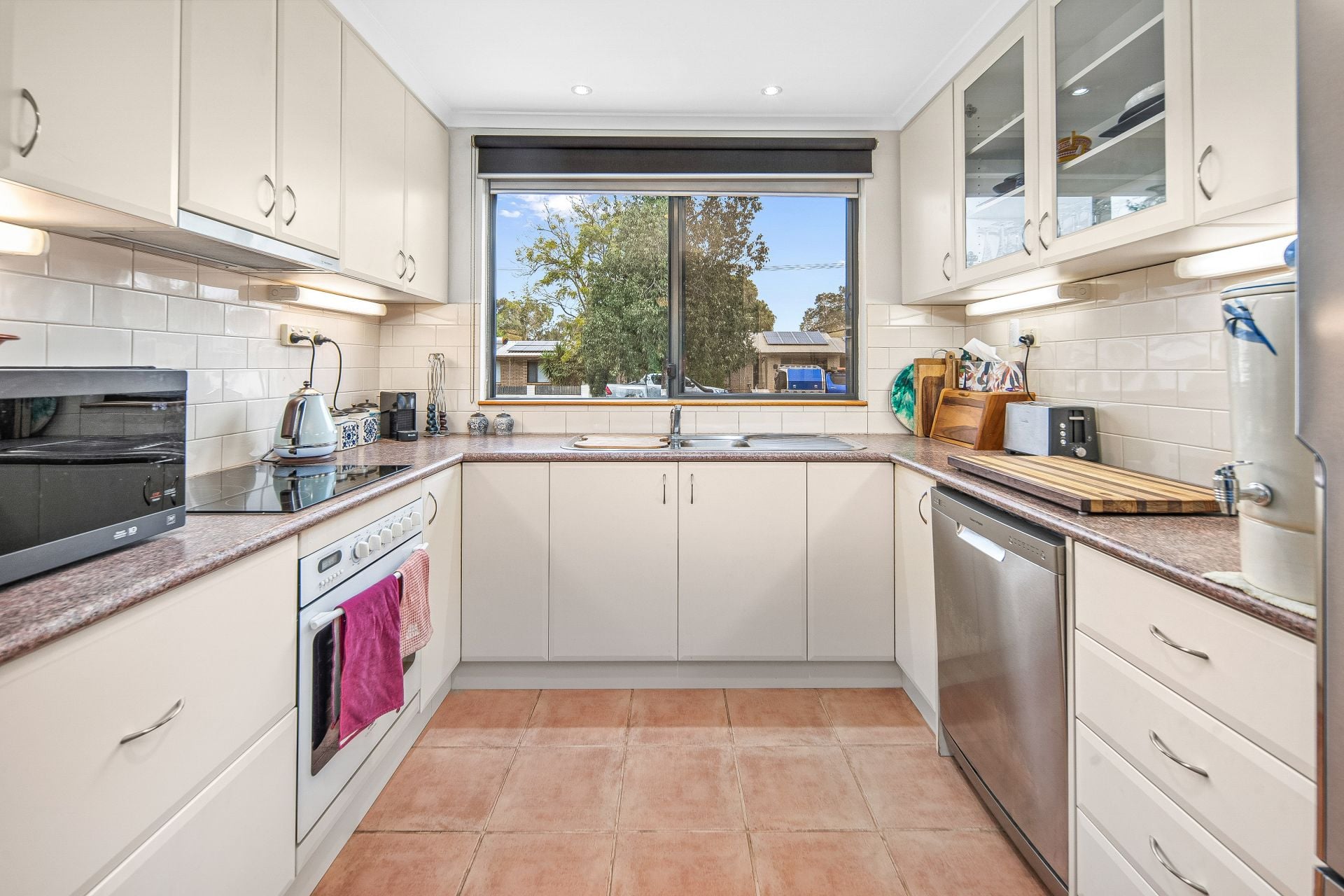27 Erumba Street Braitling NT, Braitling - Thumbnail 5