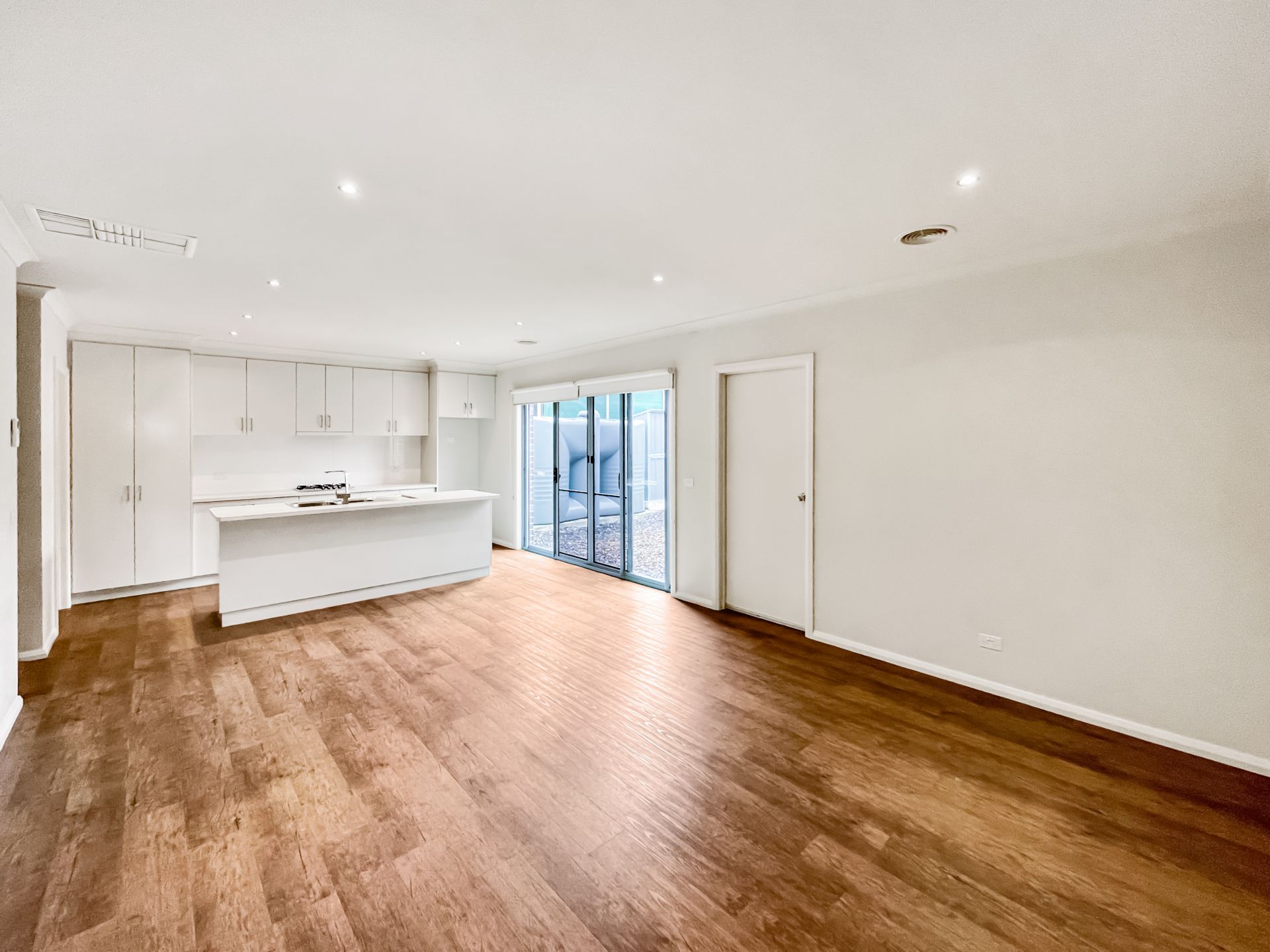 2/711 Skipton  Street, Redan, Redan - Thumbnail 3