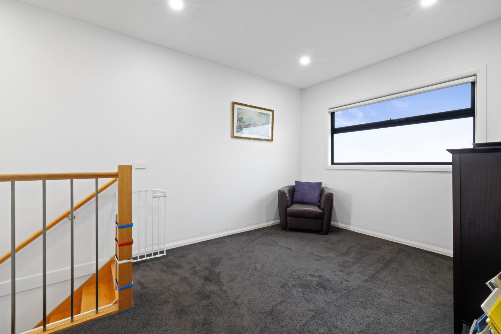 Modern Townhome For Lease