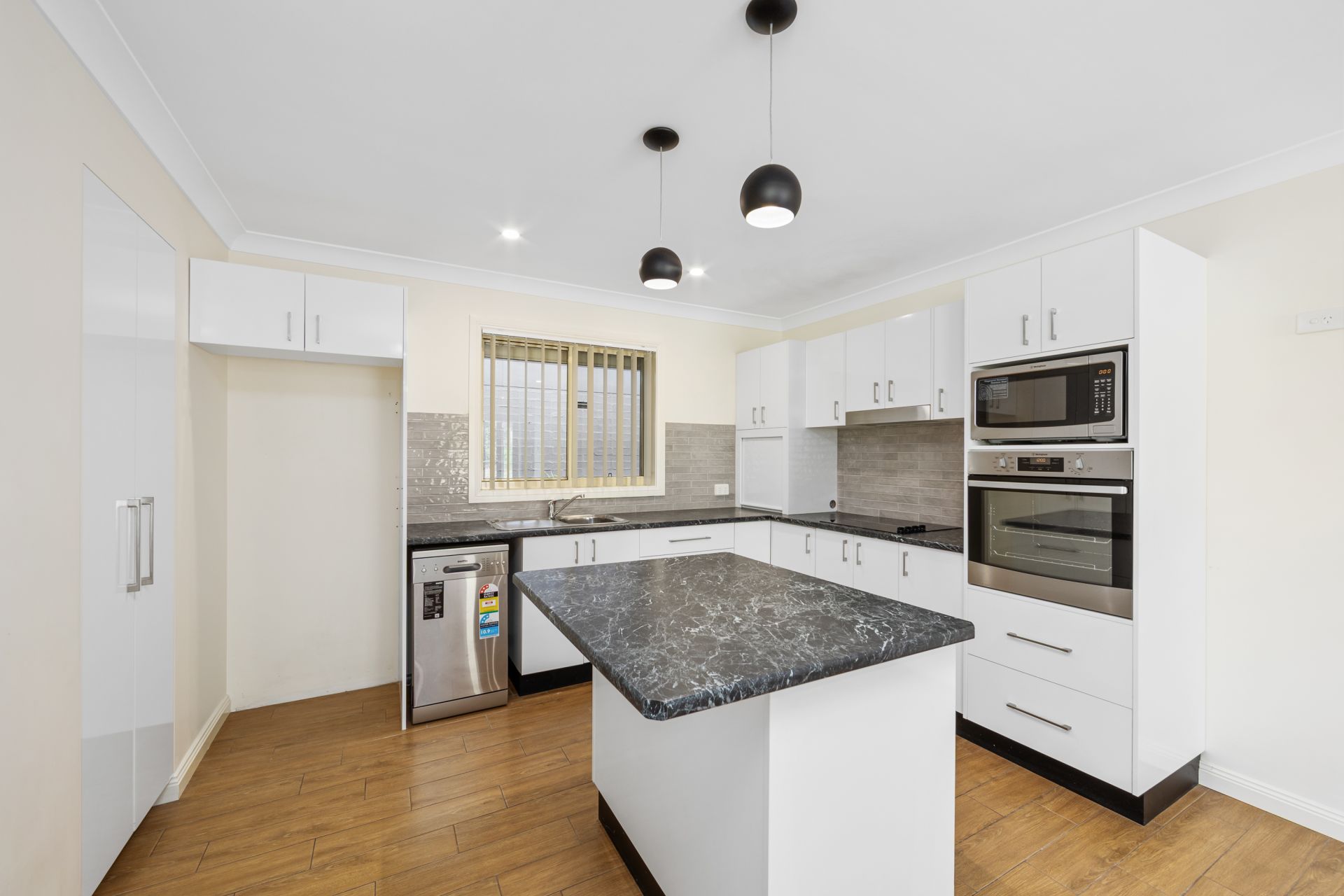 26 Cambourn Drive, Lisarow, Lisarow - Thumbnail 8