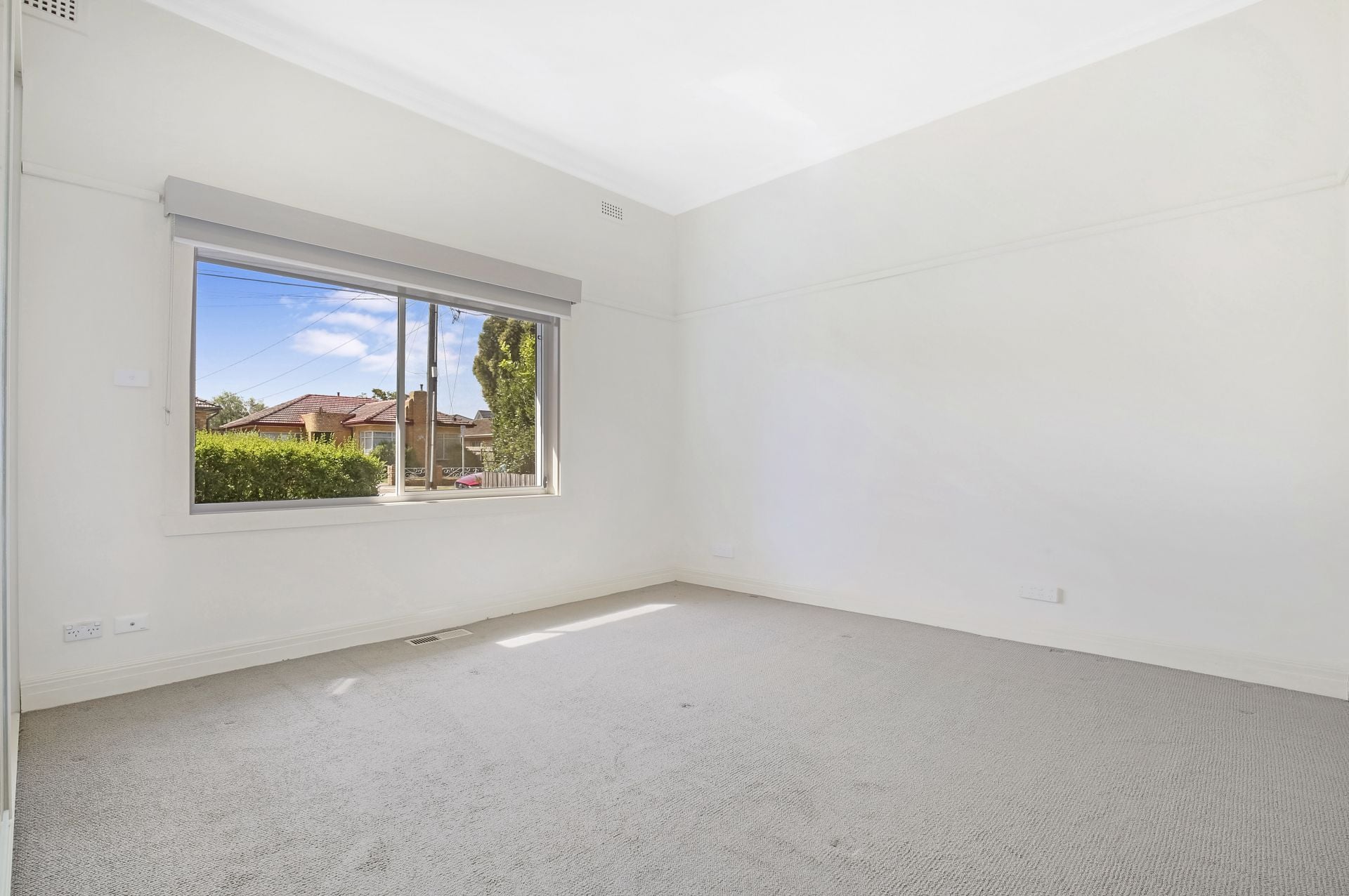 54 Royal Parade, Reservoir, Reservoir - Thumbnail 5