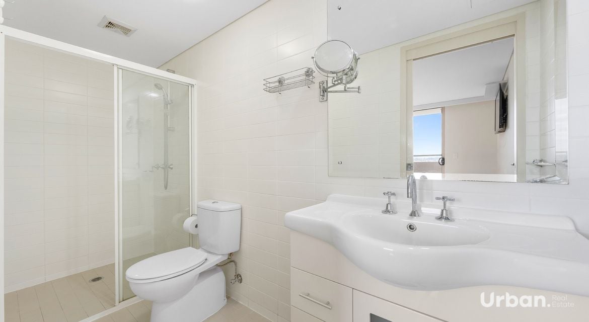 Warwick Farm 43/33-39 Lachlan Street