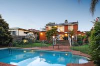 11 Rotorua Street, Caulfield South VIC, Caulfield South - Image 1