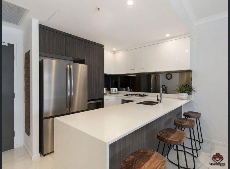 3107/5 Harbourside Court, Biggera Waters - Thumbnail 4