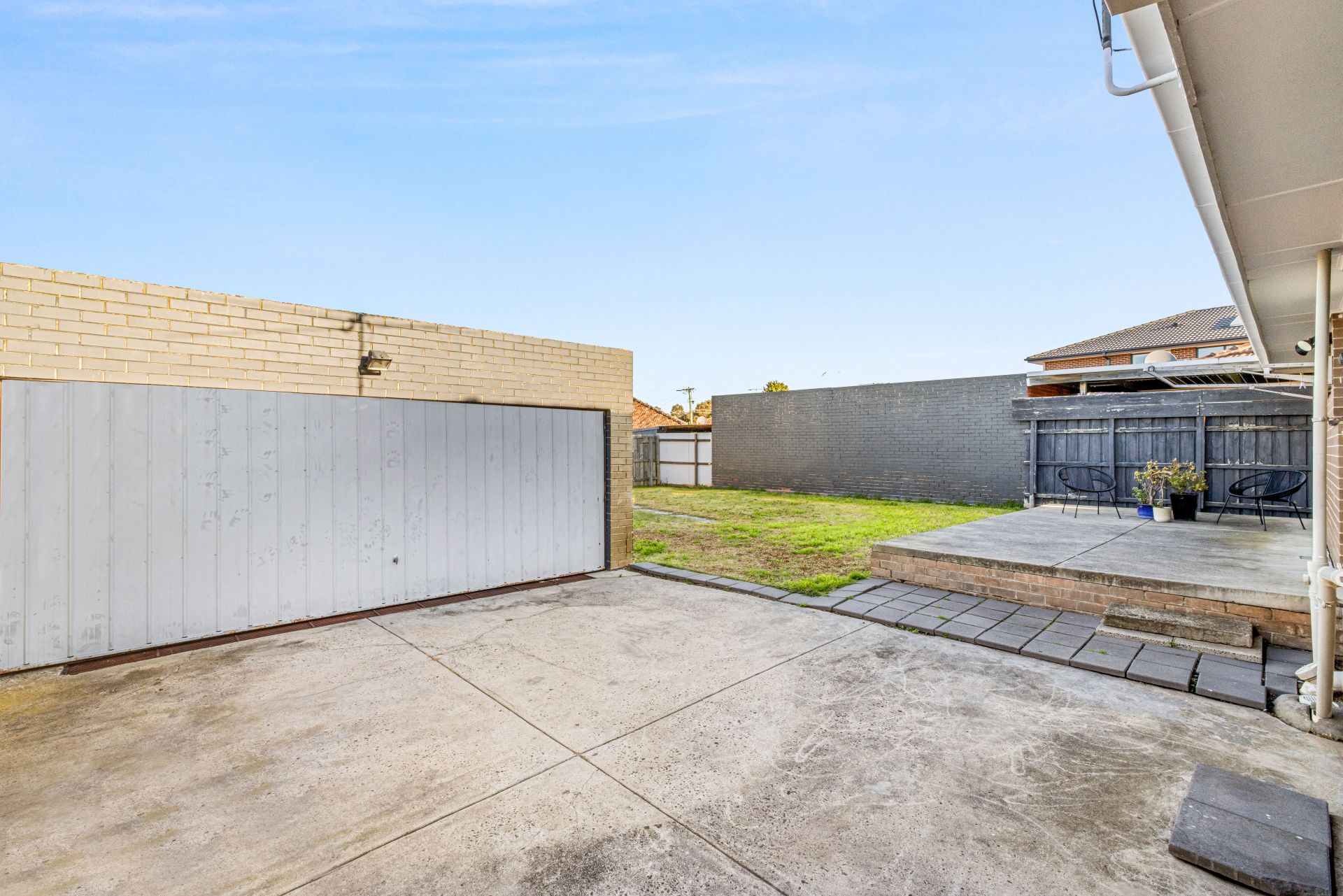 Stylish Family Living In A Quiet & Secure Court