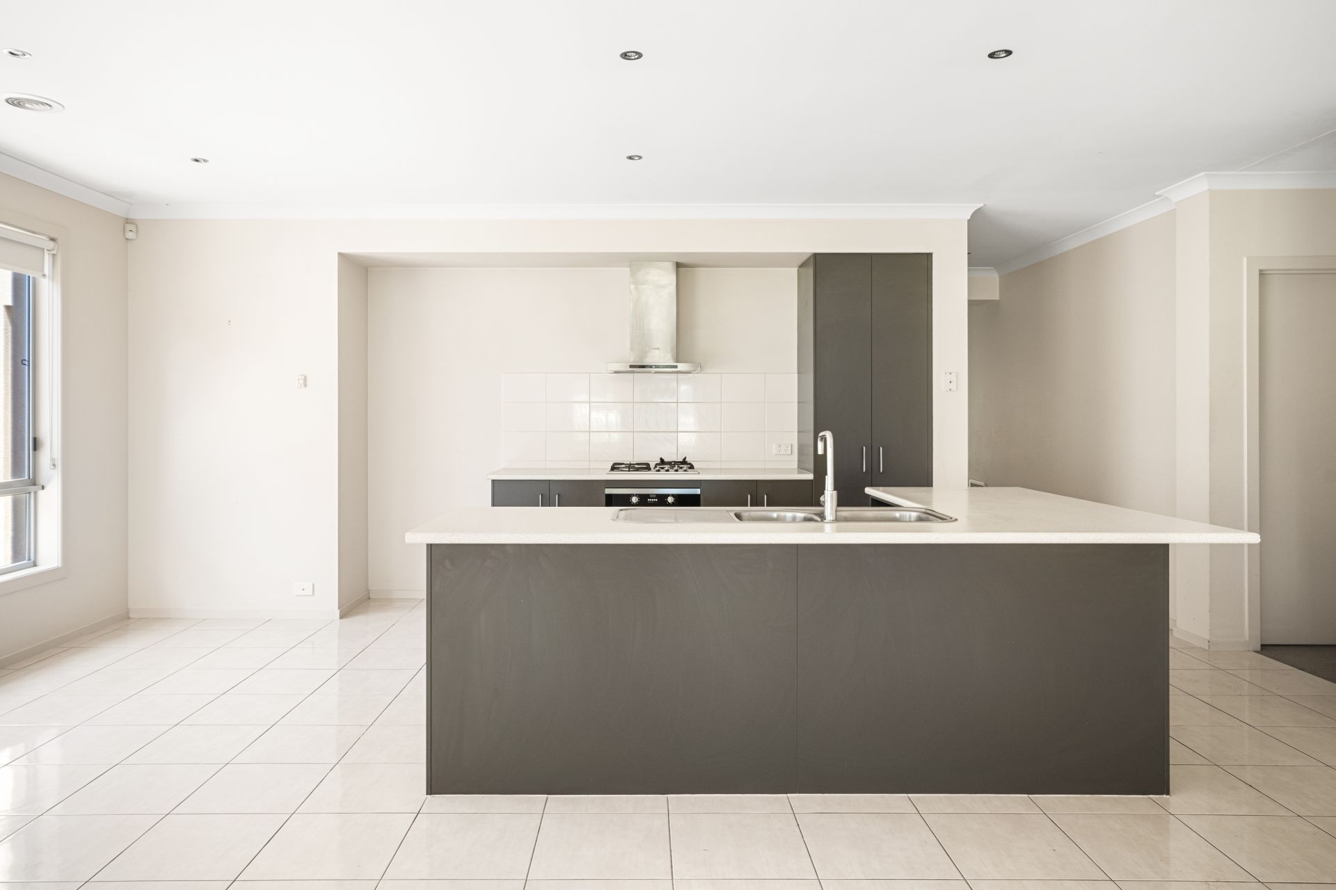 192 Sandhurst Boulevard, Sandhurst VIC, Sandhurst - Thumbnail 6