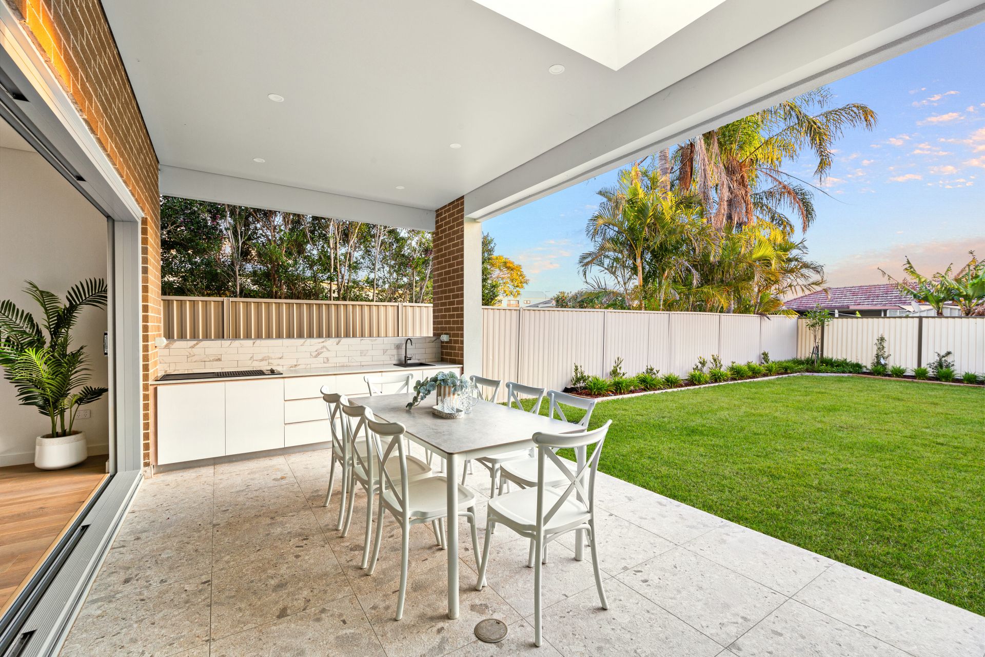 17b Renown Avenue, Miranda, Miranda - Thumbnail 8