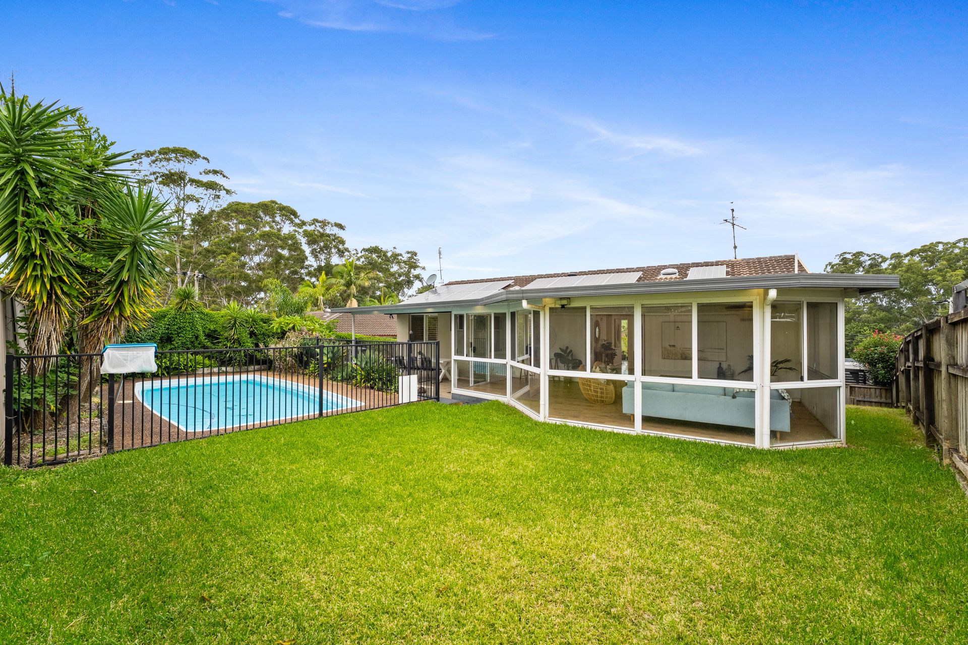 12 Dora Street, Lisarow