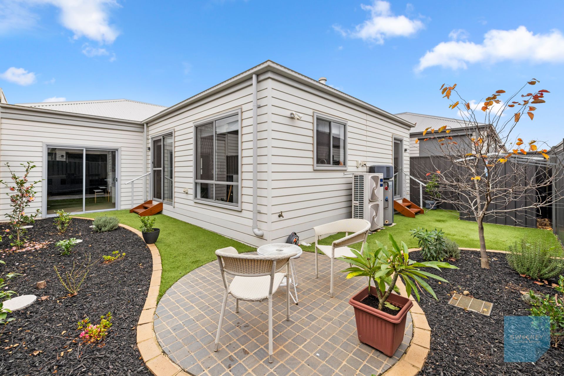 21 Coconut Circuit, Deanside - Image 1