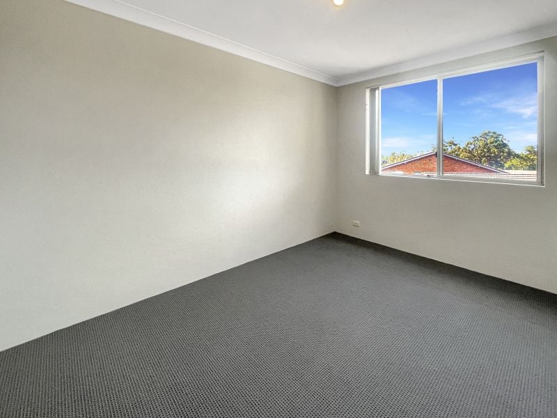 Refreshed 2 Bedroom Apartment