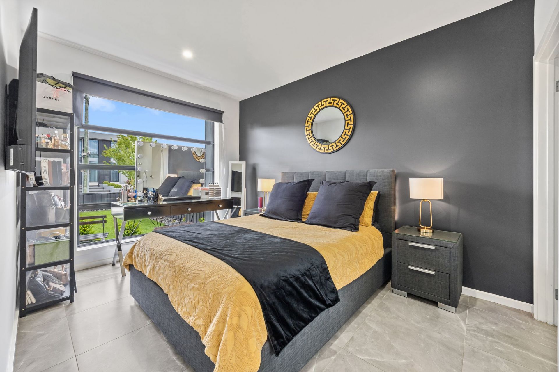 Stylish, Modern Living in a Prime Lalor Location