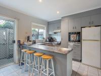 4/10 Willis Street, Hampton, Hampton - Thumbnail 2