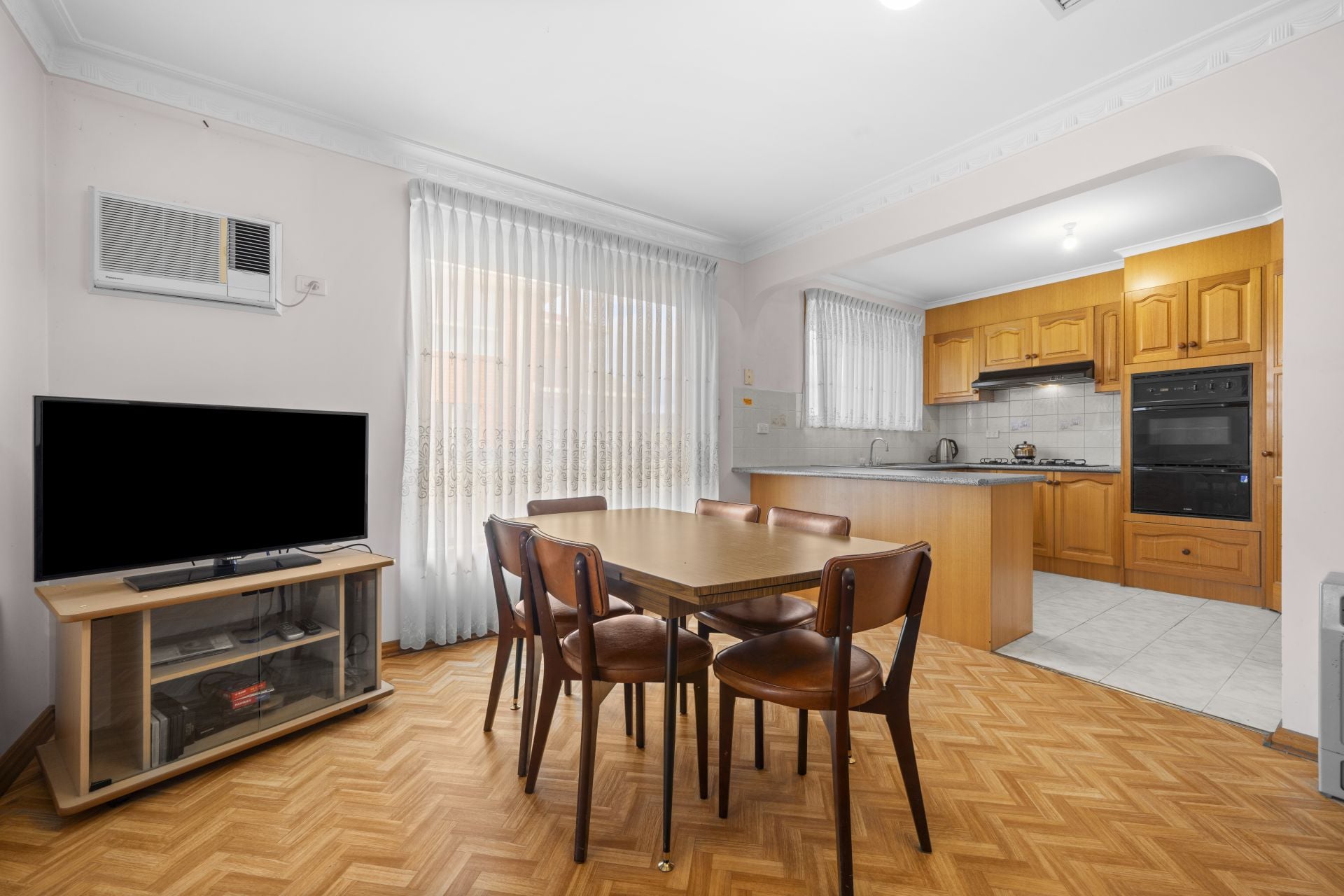 Established Family Living In A Prime Epping Location