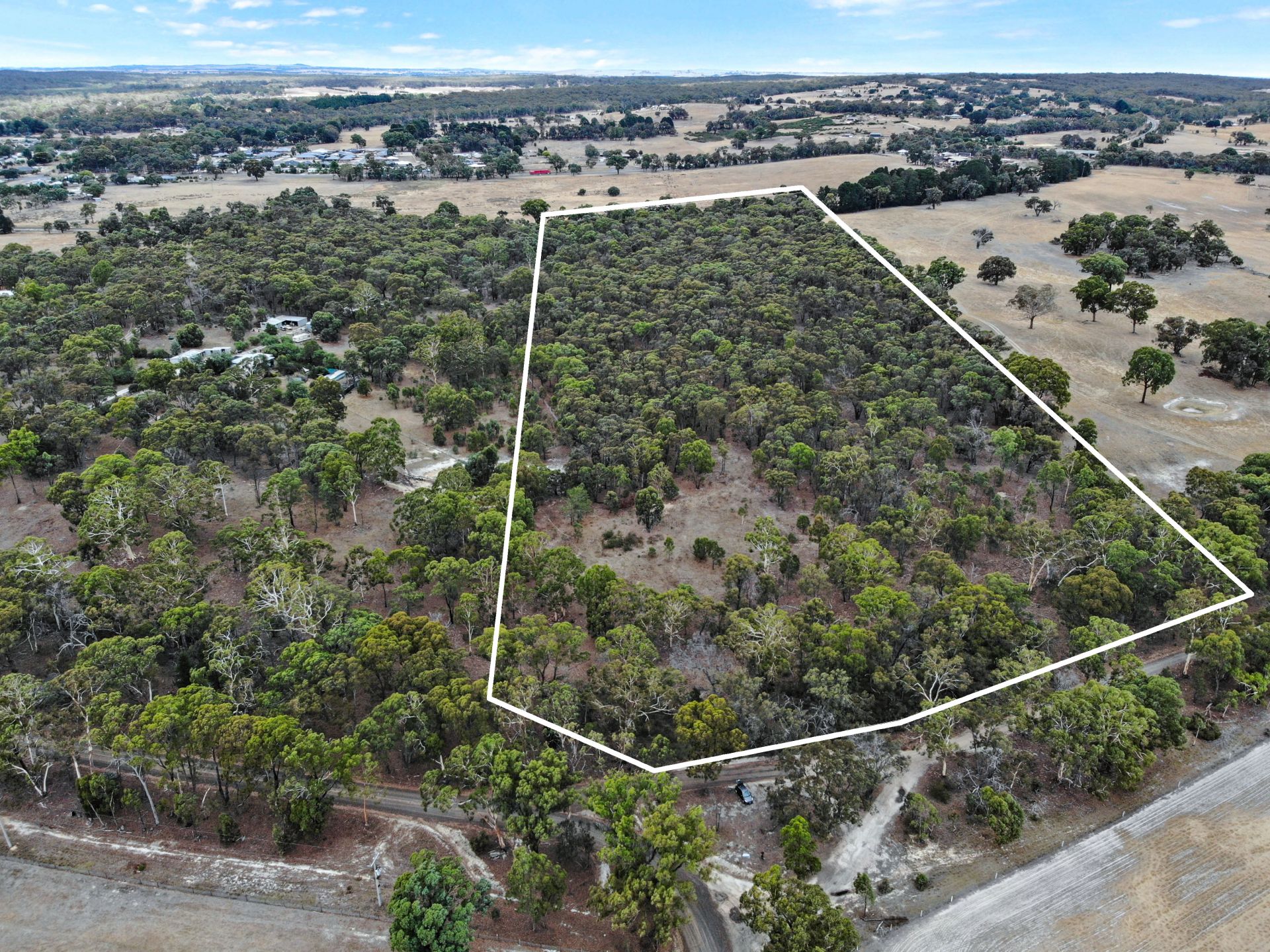 C/A 9U Back Raglan Road, Beaufort, Beaufort - Thumbnail 2