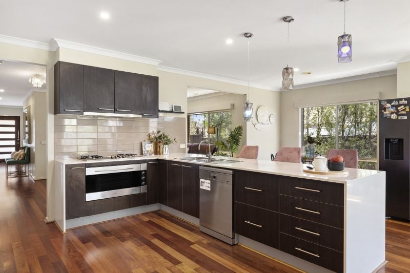 14 Jupiter Avenue, Mernda