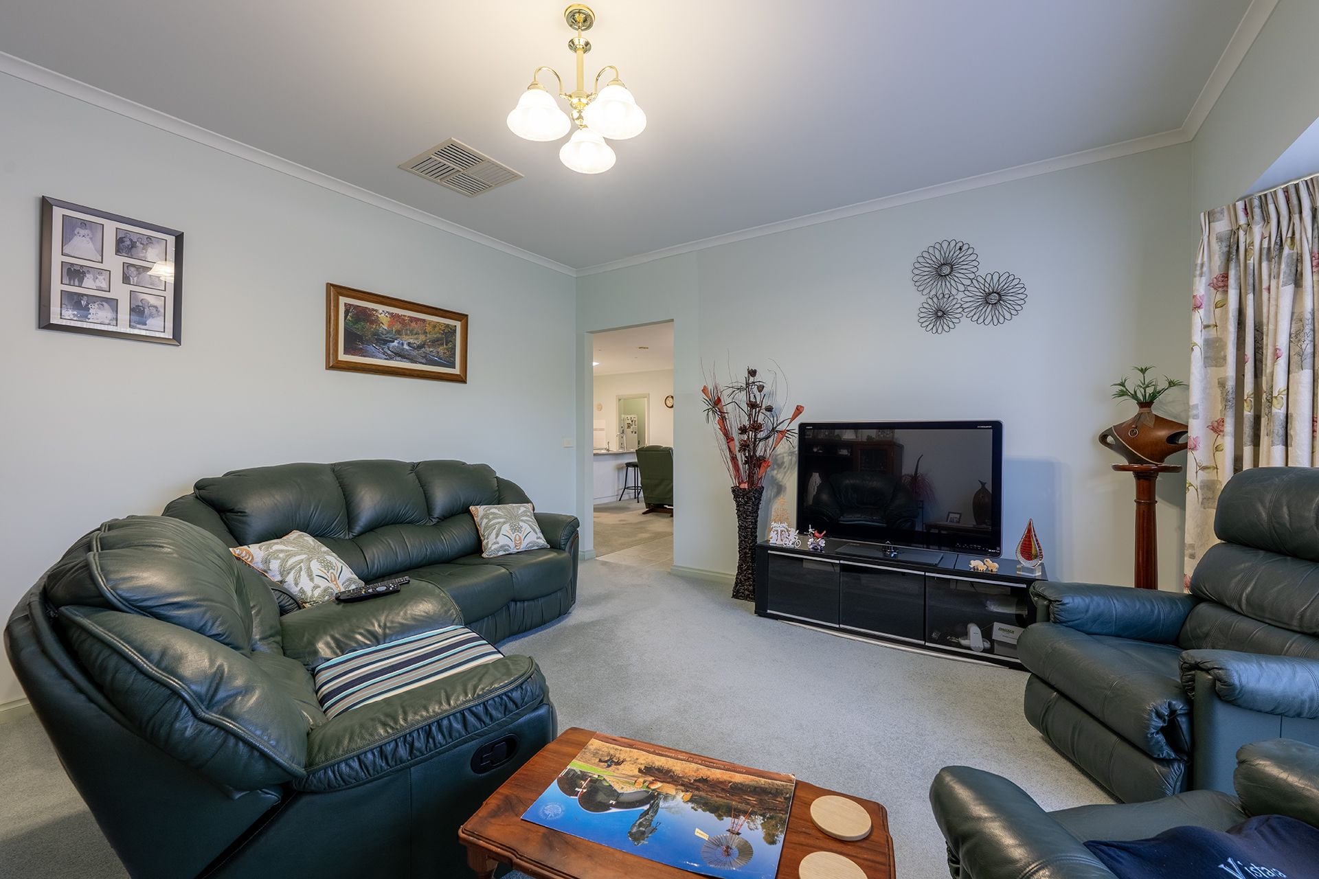 18 Mintern Crescent Horsham VIC, Horsham - Thumbnail 3