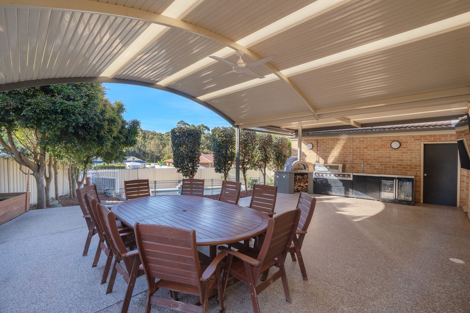 3 Bottlebrush Grove, Caves Beach - Thumbnail 4
