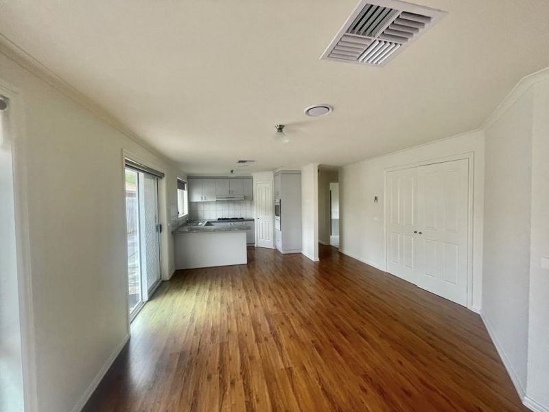4 Davis Court, Altona Meadows - Thumbnail 7