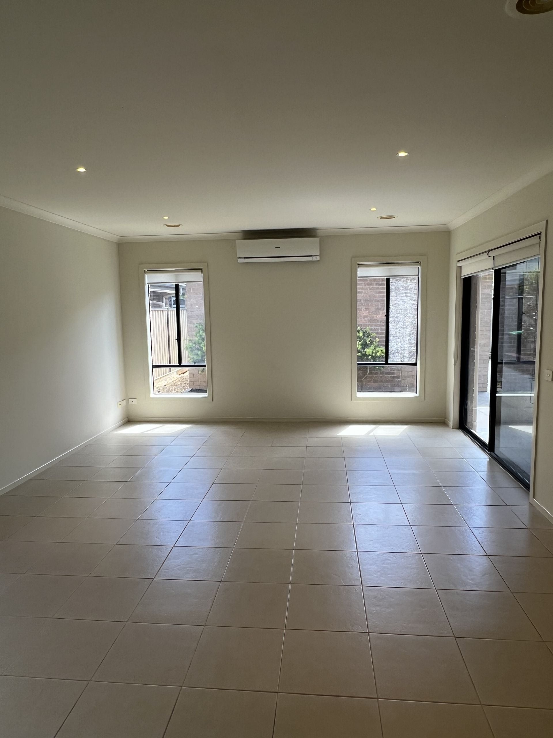 40 B The Avenue, Caroline Springs - Thumbnail 6