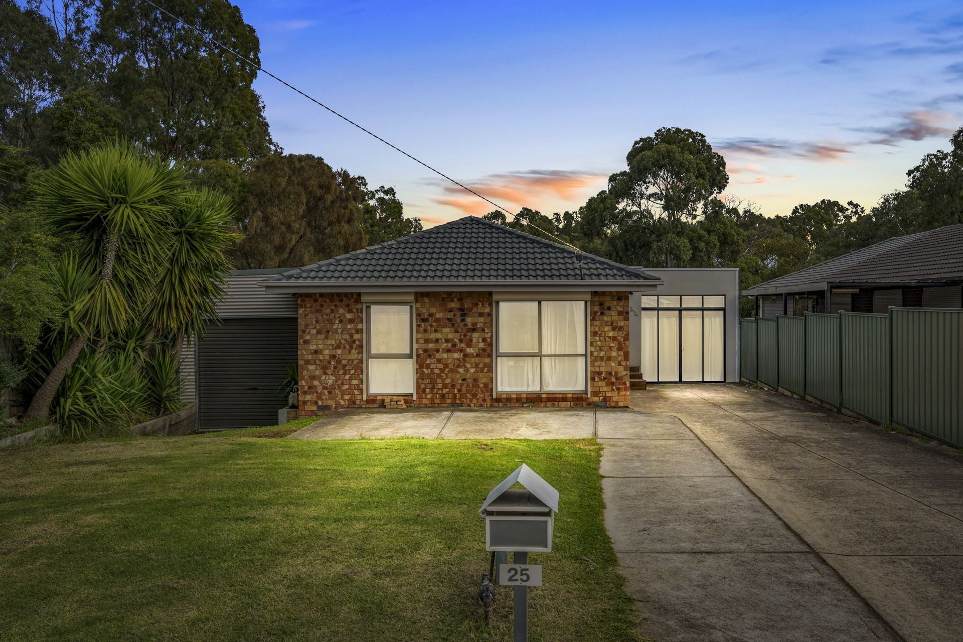 25 Carlisle Drive, Epping, Epping - Thumbnail 2