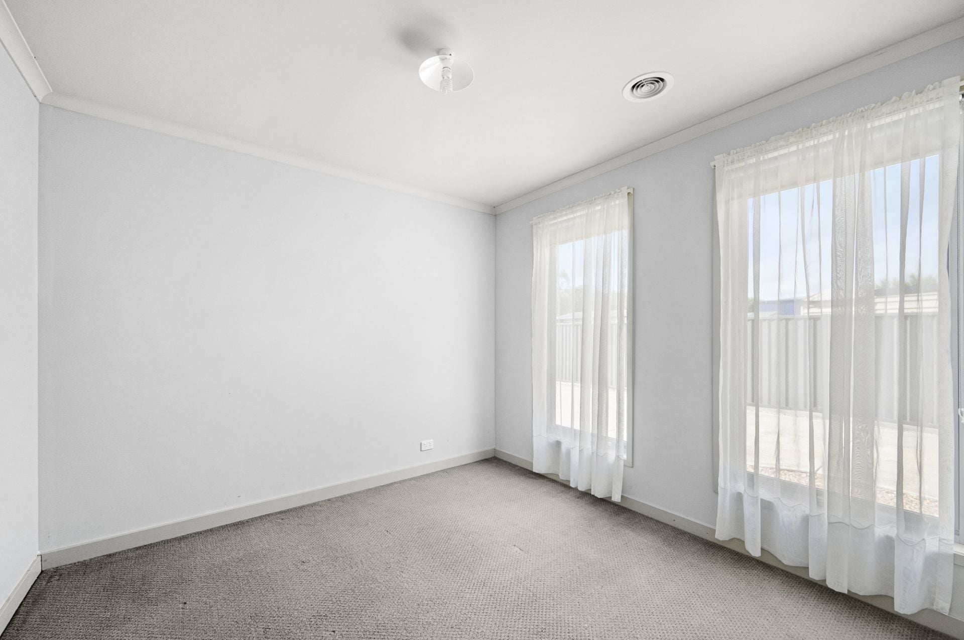 2/176 Park Road, Maryborough - Thumbnail 6