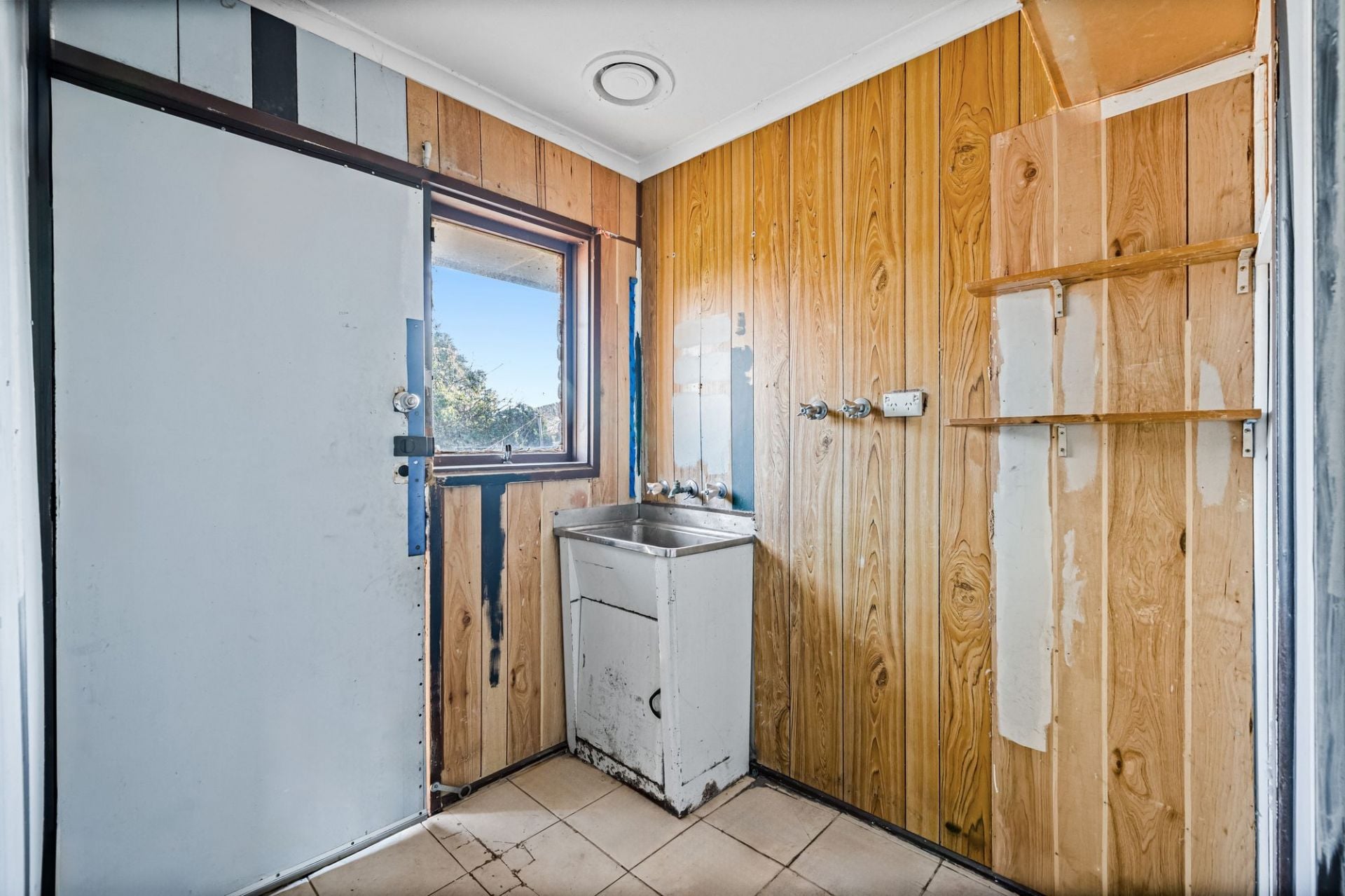Renovate, Rebuild or Redevelop – Corner Block Potential