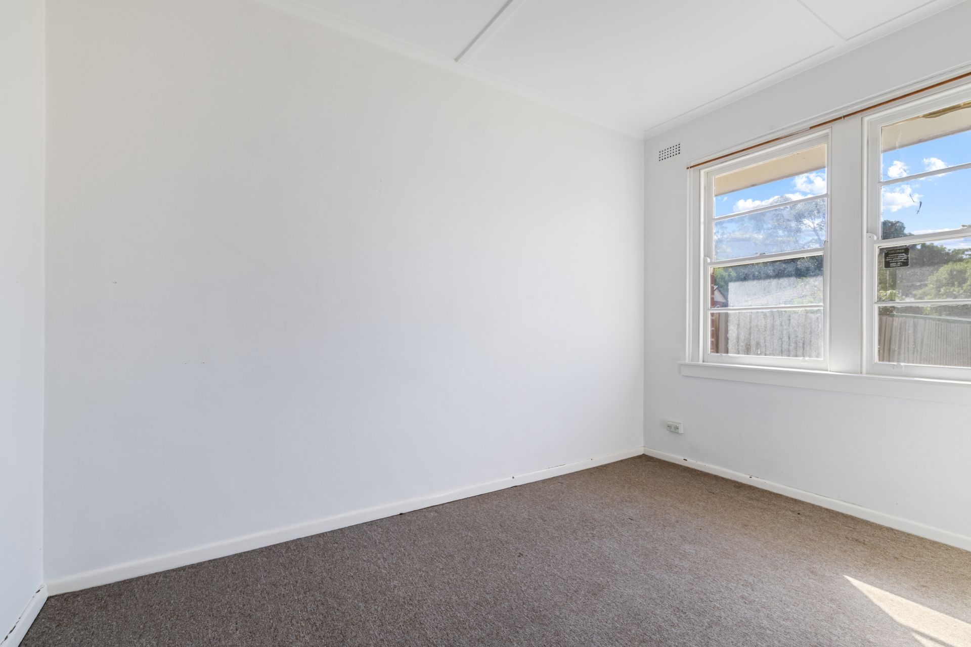 188 Spring Street, Reservoir, Reservoir - Thumbnail 3
