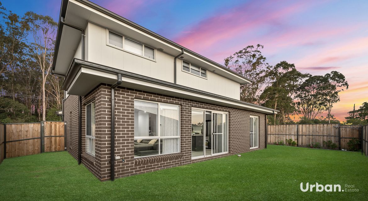 Oakville 256 Commercial Road