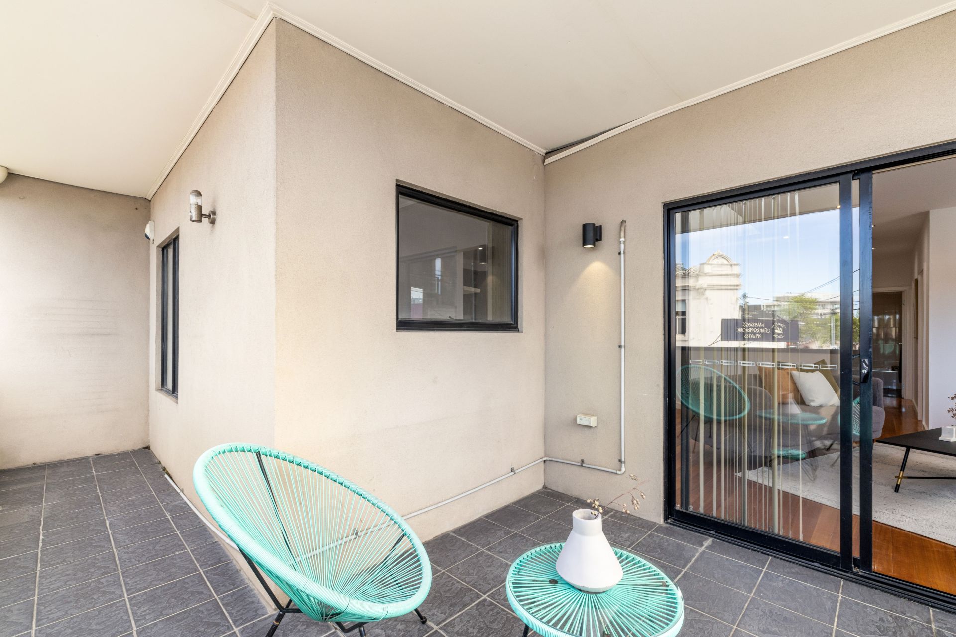 Spacious, Modern Living Over Two Levels