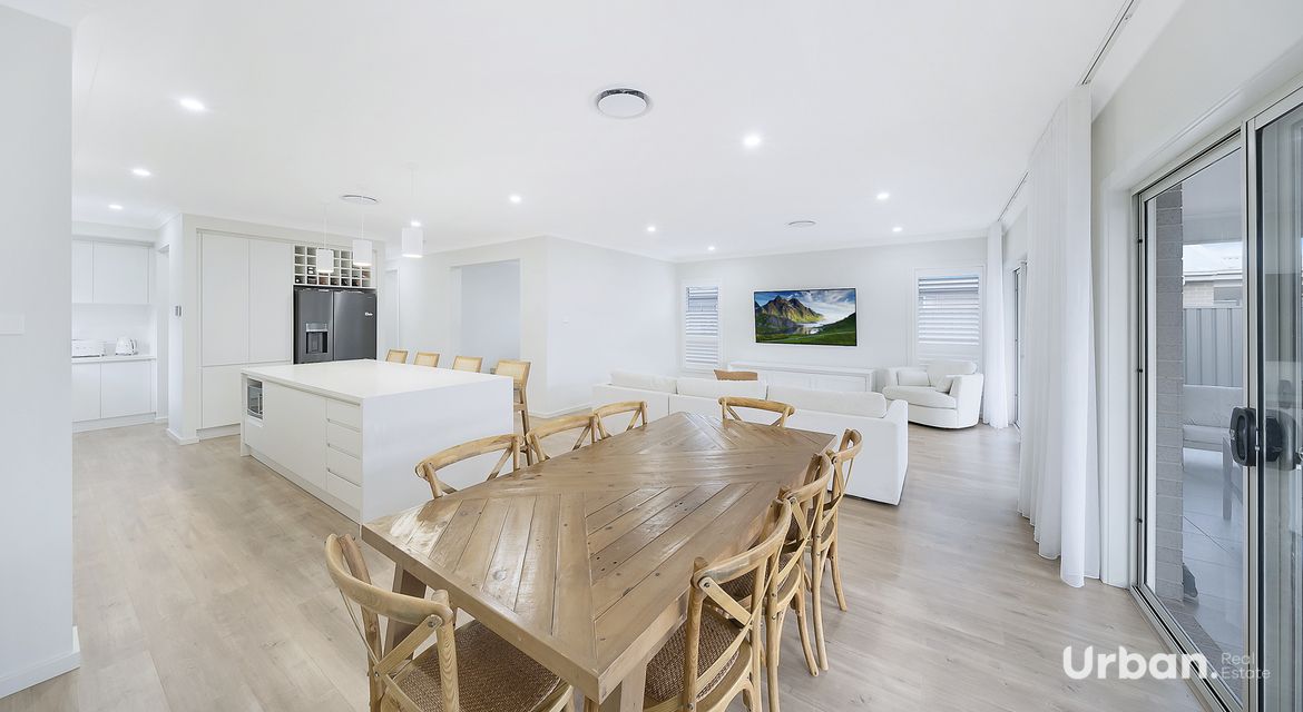 Lochinvar 11 Gregory Road