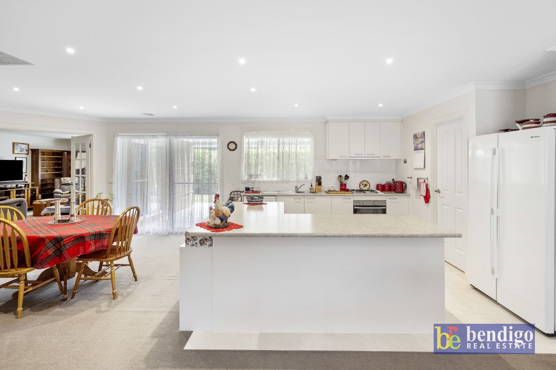 47 Greenfield Drive Epsom VIC, Epsom - Thumbnail 5