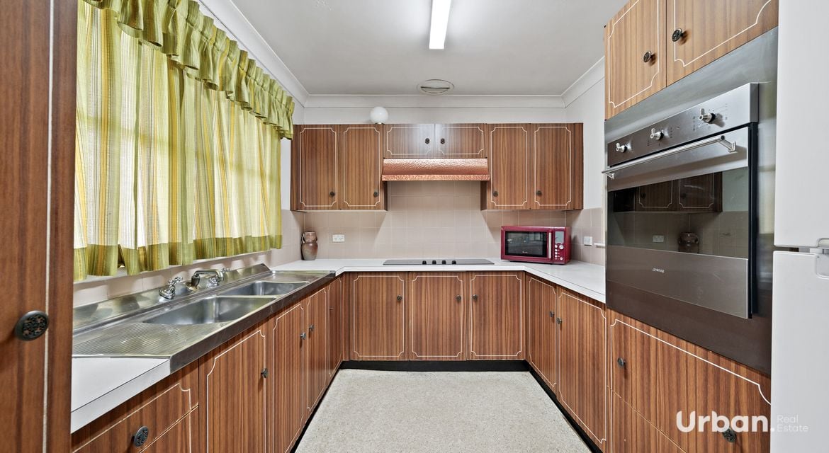 Ingleburn 49 Matthews Square