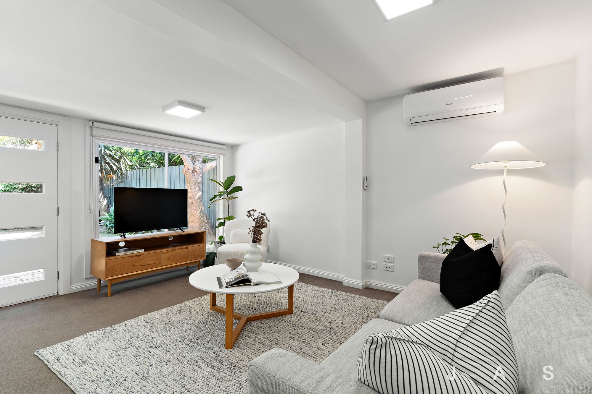 8 Deakin Street, Yarraville, Yarraville - Thumbnail 5