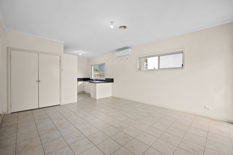 2/1110 Stud Road, Rowville