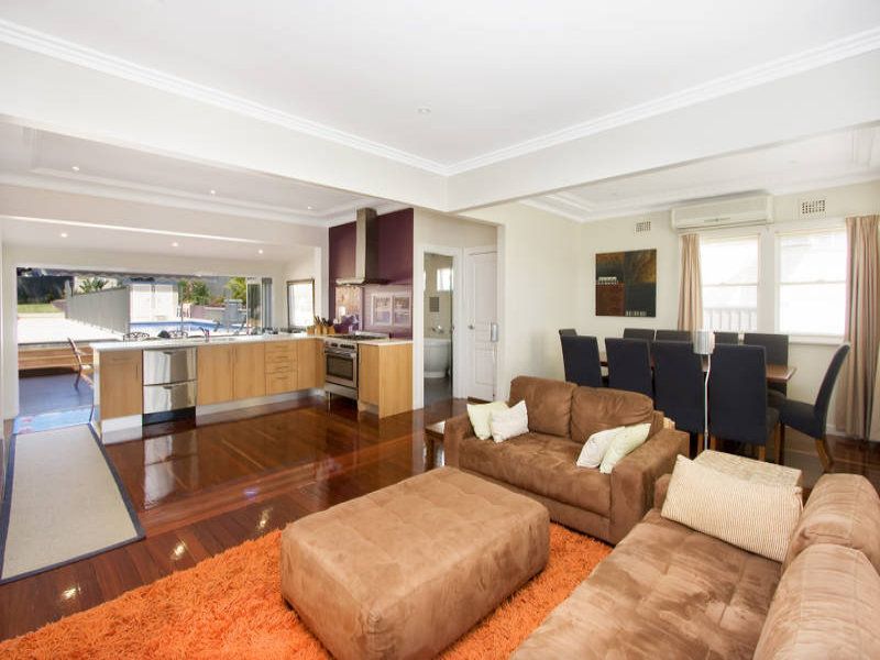 12 Cook Street, CARINGBAH, Caringbah - Thumbnail 5