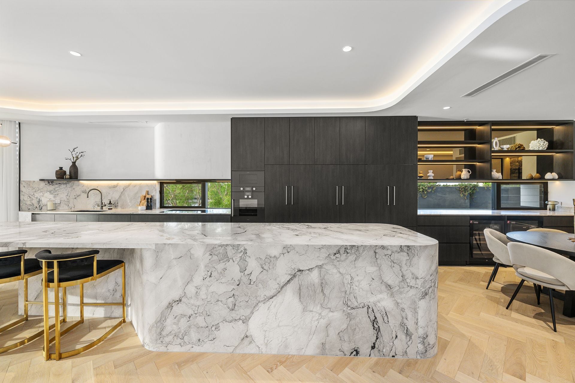 4/4 Paradise Parade, Paradise Point QLD 4216, Paradise Point - Thumbnail 2