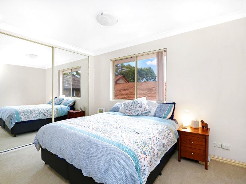 88-92 Yathong Road, CARINGBAH, Caringbah - Thumbnail 4