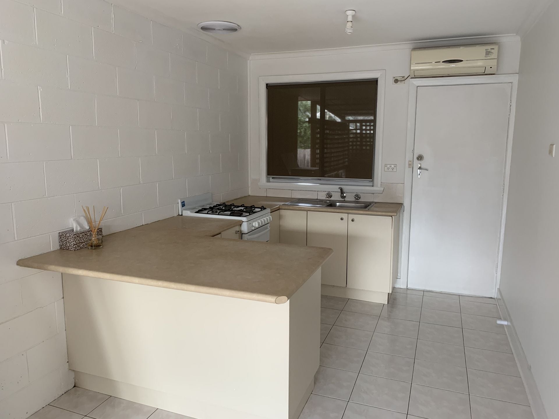 Two Bedroom Unit in Prime Position!