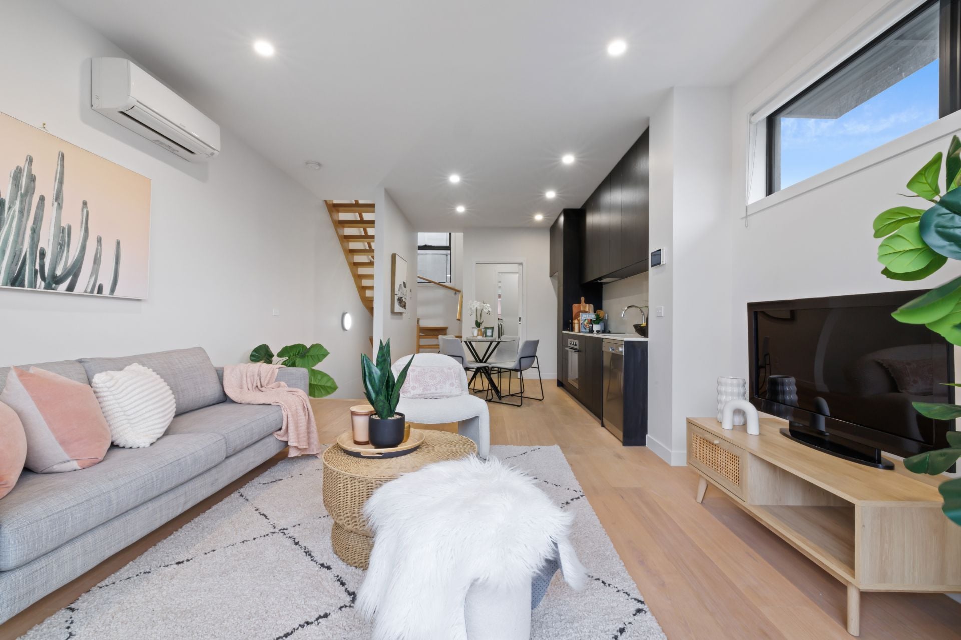 8/2 Bruce Street, Preston, Preston - Image 1