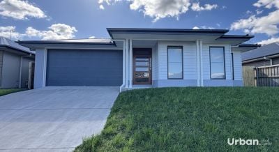 Lochinvar 7 Caputar Way