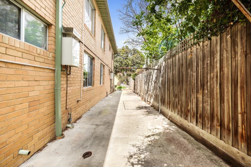 14/125 Separation Street, Northcote