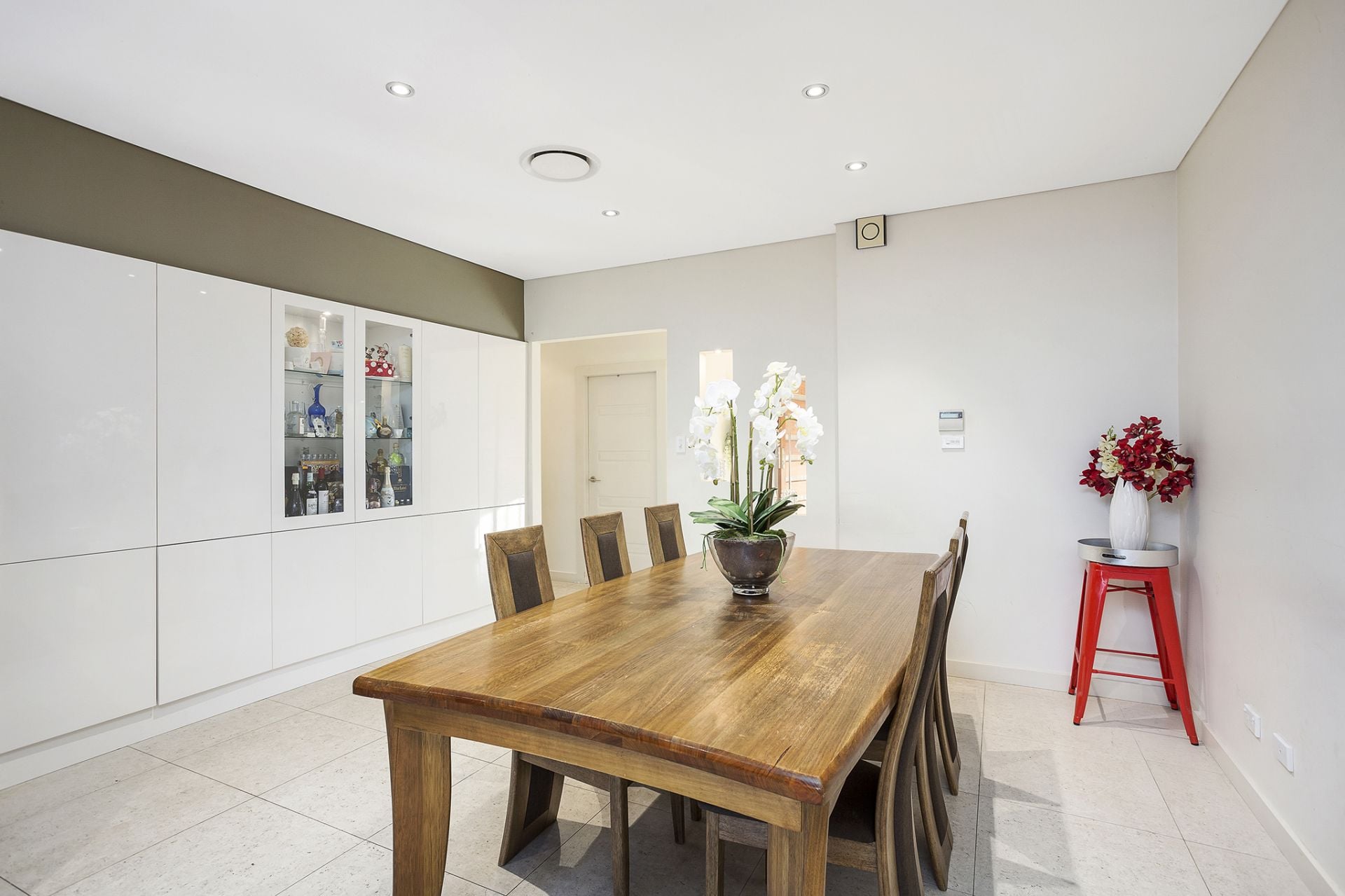 18 Stuart Street Blakehurst NSW, Blakehurst - Thumbnail 5