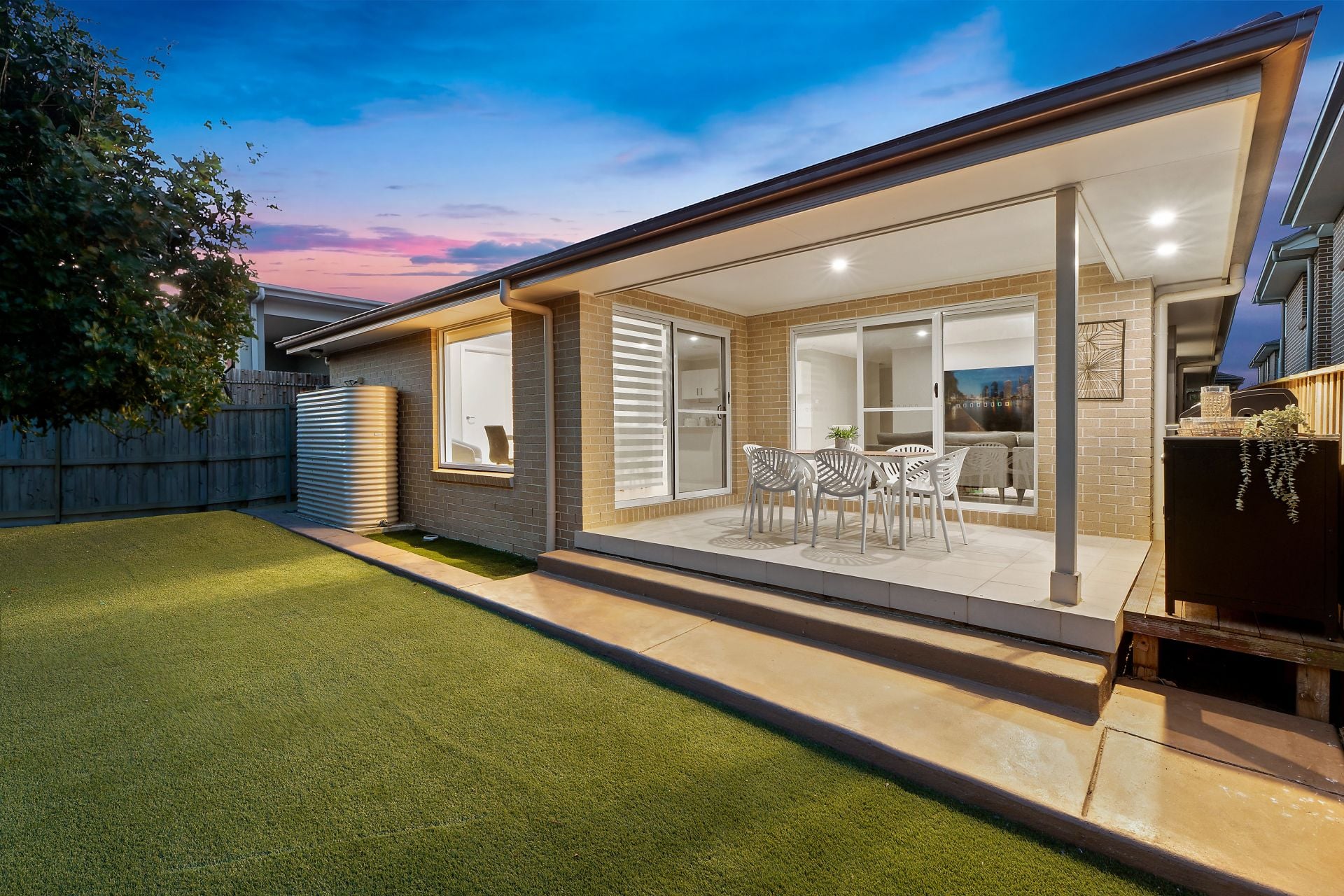 18 Kingsley Street, Oran Park, Oran Park - Thumbnail 2